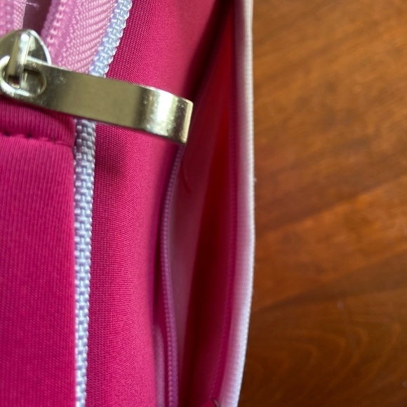 Hello Kitty Pink Neoprene Tablet Case Padded Protector - Picture 2 of 8